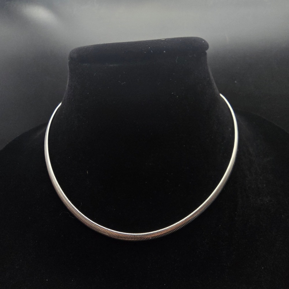Avon Silky Snake Chain Necklace Silver Tone Collar Costume Jewelry Vintage